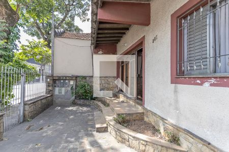 Casa para alugar com 240m², 3 quartos e 4 vagasQuintal