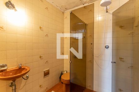 Casa para alugar com 240m², 3 quartos e 4 vagasBanheiro Serviço