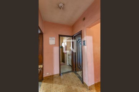 Hall  de casa para alugar com 3 quartos, 240m² em Bom Retiro, São Paulo