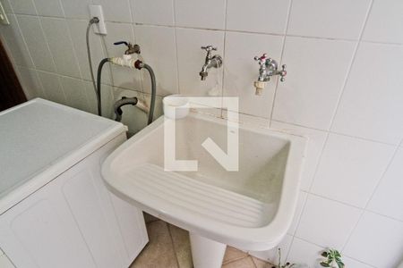 Casa à venda com 168m², 3 quartos e 3 vagasÁrea de Serviço