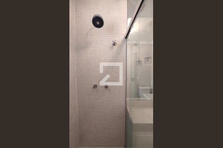 Apartamento à venda com 750m², 5 quartos e 4 vagasBanheiro da Suíte 1