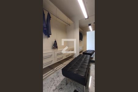 Apartamento à venda com 750m², 5 quartos e 4 vagasCloset da suíte 2