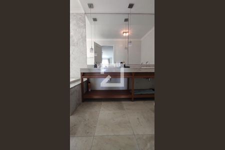 Apartamento à venda com 750m², 5 quartos e 4 vagasBanheiro da Suíte 2