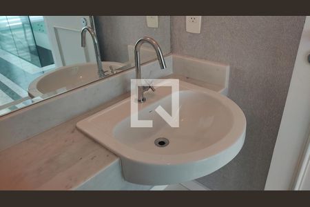 Apartamento à venda com 750m², 5 quartos e 4 vagasLavabo 2