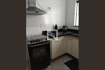 Casa à venda com 168m², 3 quartos e 3 vagasCozinha