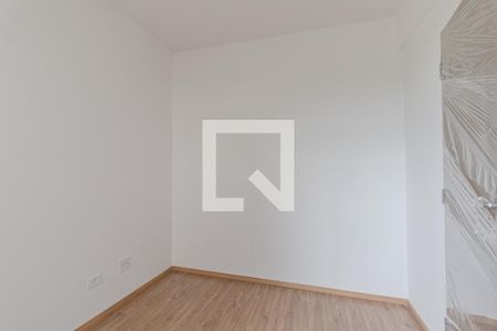 Quarto 1 de apartamento para alugar com 3 quartos, 61m² em Novo Mundo, Curitiba