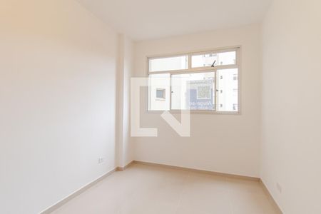 Sala de apartamento para alugar com 3 quartos, 61m² em Novo Mundo, Curitiba