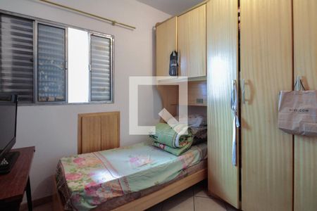 Casa à venda com 100m², 3 quartos e 2 vagasQuarto 2