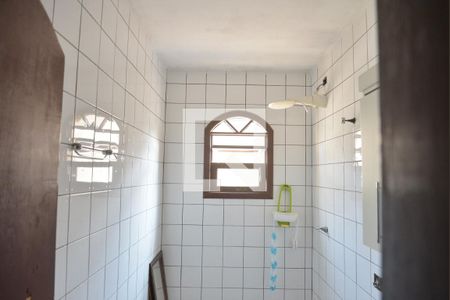 Casa à venda com 129m², 3 quartos e 2 vagasBanheiro Social