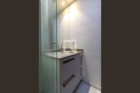 Banheiro de apartamento à venda com 2 quartos, 48m² em Planalto, São Bernardo do Campo