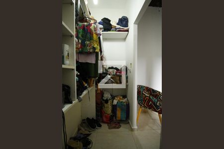 Closet do Quarto 1 de casa para alugar com 2 quartos, 100m² em Méier, Rio de Janeiro