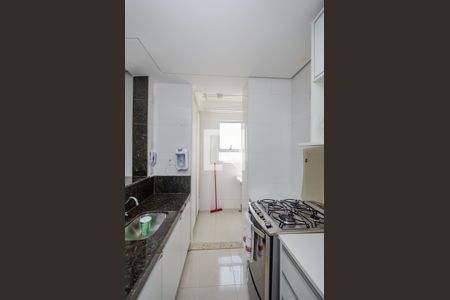 Apartamento para alugar com 70m², 2 quartos e 2 vagas Apartamento para alugar com 70m², 2 quartos e 2 vagasCozinha