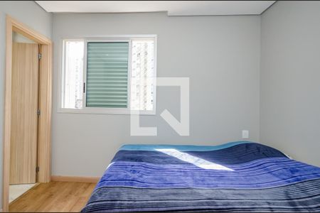 Apartamento para alugar com 70m², 2 quartos e 2 vagas Apartamento para alugar com 70m², 2 quartos e 2 vagasSuíte