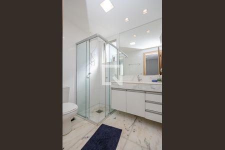 Apartamento para alugar com 70m², 2 quartos e 2 vagas Apartamento para alugar com 70m², 2 quartos e 2 vagasBanheiro da Suíte