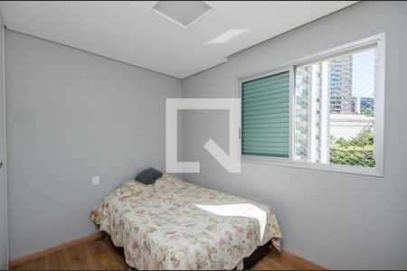 Apartamento para alugar com 70m², 2 quartos e 2 vagas Apartamento para alugar com 70m², 2 quartos e 2 vagasQuarto 2
