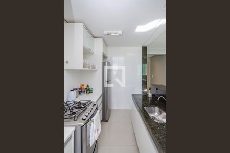 Apartamento para alugar com 70m², 2 quartos e 2 vagas Apartamento para alugar com 70m², 2 quartos e 2 vagasCozinha