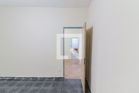 Quarto de casa para alugar com 1 quarto, 40m² em Vila Dalva, São Paulo