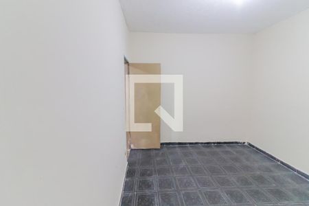 Quarto de casa para alugar com 1 quarto, 40m² em Vila Dalva, São Paulo