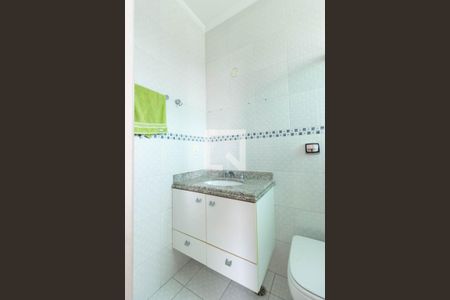 Casa à venda com 190m², 3 quartos e 5 vagasBanheiro Suíte 2