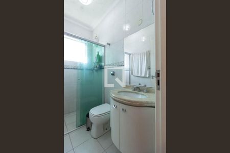 Casa à venda com 190m², 3 quartos e 5 vagasBanheiro Suíte 3