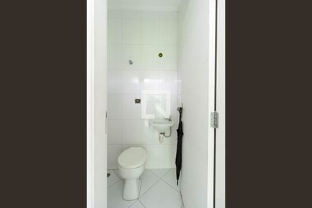 Casa à venda com 190m², 3 quartos e 5 vagasBanheiro de serviço