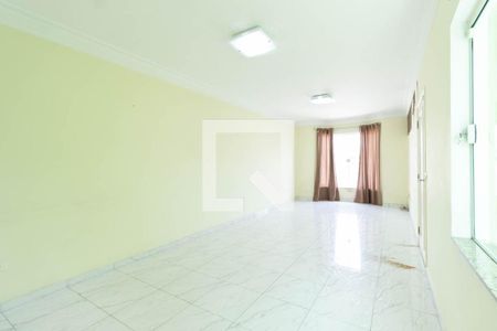 Sala de casa à venda com 3 quartos, 190m² em Vila Santa Terezinha (zona Norte), São Paulo