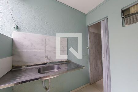 Area de Serviço de casa para alugar com 1 quarto, 23m² em Parque Ramos Freitas, São Paulo