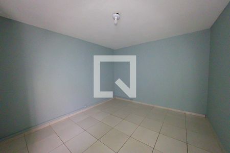 Sala/Quarto de casa para alugar com 1 quarto, 23m² em Parque Ramos Freitas, São Paulo