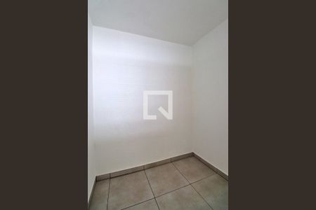 Casa à venda com 120m², 2 quartos e 1 vagaQuarto de Serviço