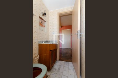 Banheiro de apartamento para alugar com 1 quarto, 50m² em Glória, Porto Alegre