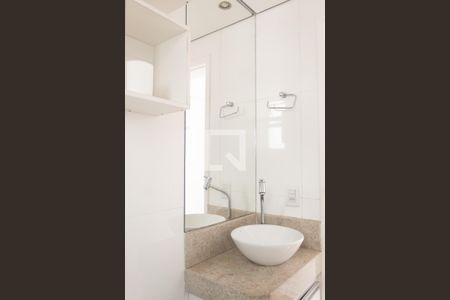 Banheiro - Torneira de apartamento à venda com 2 quartos, 50m² em Frei Leopoldo, Belo Horizonte