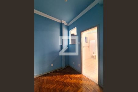 Apartamento à venda com 108m², 3 quartos e 1 vaga Apartamento à venda com 108m², 3 quartos e 1 vagaQuarto de Serviço
