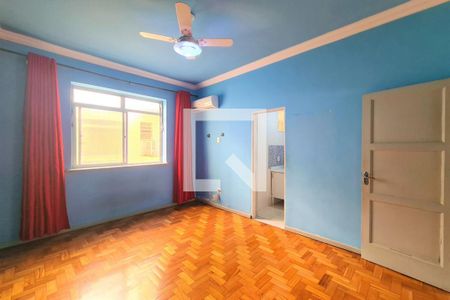 Apartamento à venda com 108m², 3 quartos e 1 vaga Apartamento à venda com 108m², 3 quartos e 1 vagaSuíte