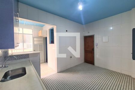 Apartamento à venda com 108m², 3 quartos e 1 vaga Apartamento à venda com 108m², 3 quartos e 1 vagaCozinha