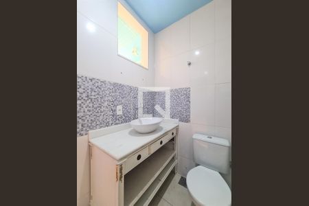 Apartamento à venda com 108m², 3 quartos e 1 vaga Apartamento à venda com 108m², 3 quartos e 1 vagaBanheiro da Suíte