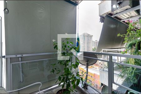 Apartamento à venda com 169m², 3 quartos e 2 vagasVaranda da Suite 