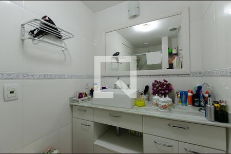 Apartamento à venda com 169m², 3 quartos e 2 vagasBanheiro da Suíte