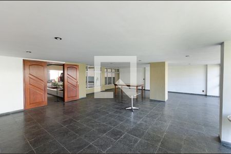 Apartamento à venda com 169m², 3 quartos e 2 vagasÁrea comum - Salão de festas