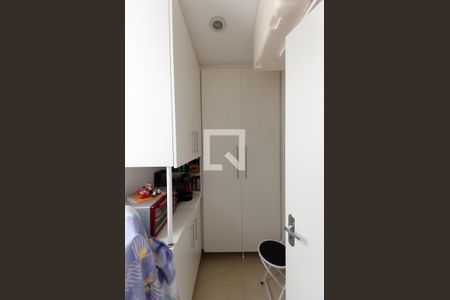 Apartamento à venda com 169m², 3 quartos e 2 vagasQuarto de Serviço