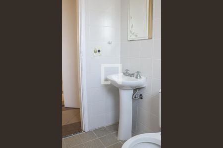 Apartamento para alugar com 80m², 3 quartos e 1 vaga Apartamento para alugar com 80m², 3 quartos e 1 vagaBanheiro da Suíte