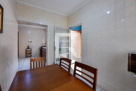 Casa à venda com 350m², 2 quartos e 2 vagasCozinha