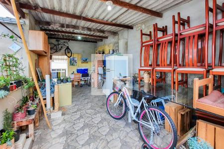 Casa à venda com 350m², 2 quartos e 2 vagasQuintal