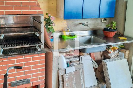 Casa à venda com 350m², 2 quartos e 2 vagasQuintal