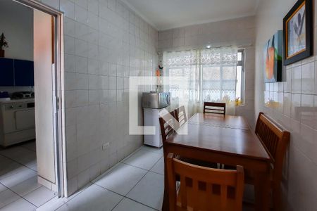 Casa à venda com 350m², 2 quartos e 2 vagasCozinha