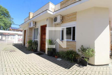 Casa de condomínio à venda com 44m², 2 quartos e 1 vagaFachada Frente