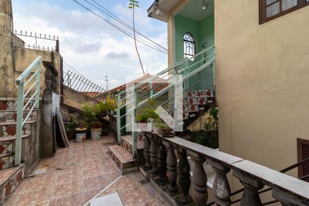 Casa à venda com 180m², 5 quartos e 1 vagaQuintal Frontal