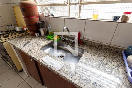 Casa à venda com 180m², 5 quartos e 1 vagaCozinha 1 - Pia