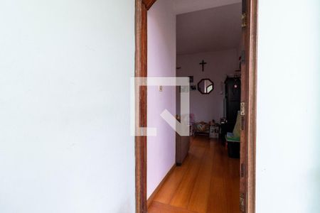 Casa à venda com 180m², 5 quartos e 1 vagaEntrada da Casa 2