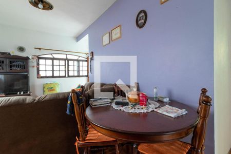 Sala de Estar de casa à venda com 5 quartos, 180m² em Vila Pereira Cerca, São Paulo