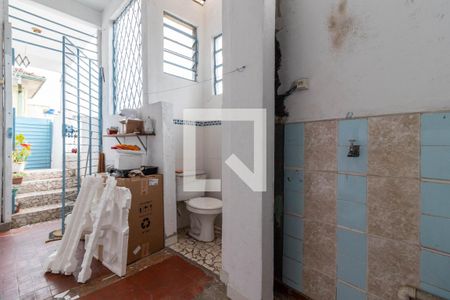 Casa à venda com 180m², 5 quartos e 1 vagaÁrea de Serviço 2